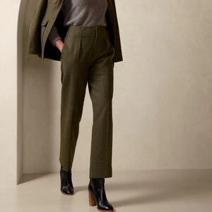 Banana Republic - Nessa Wool pant - retro style - Tall 8 Heather Olive